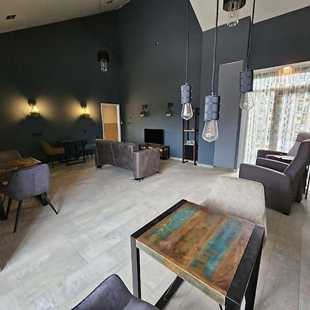 Voormalig Politiebureau Gebruik Welnesstuin Tegen Betaling Bed and Breakfast Ouddorp Buitenkant foto